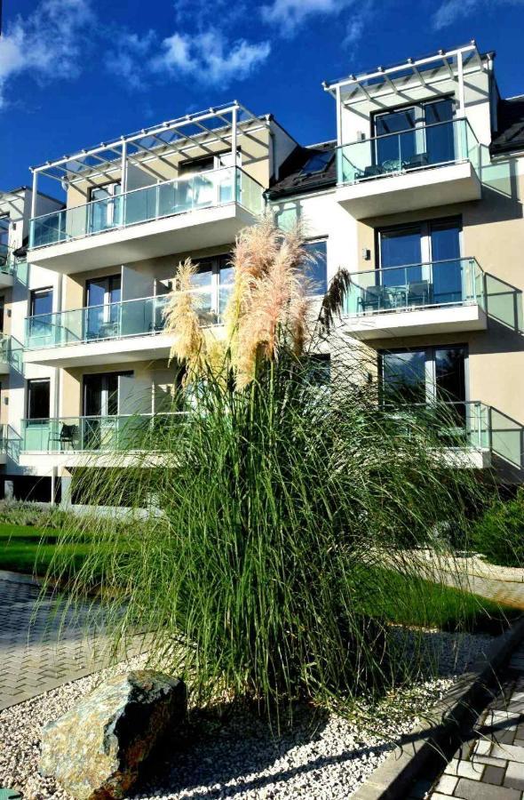 Portofino Apartman Sarvar Exterior photo